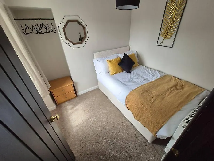 Holiday home Explore Swansea! 4-Bed Delhi St Stay